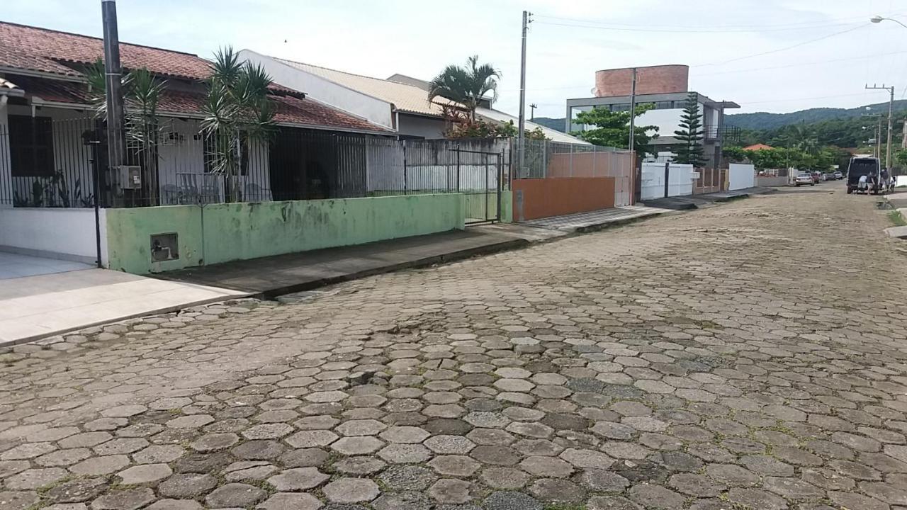 Villa Casa Temporada Beto Carrero à Penha  Extérieur photo